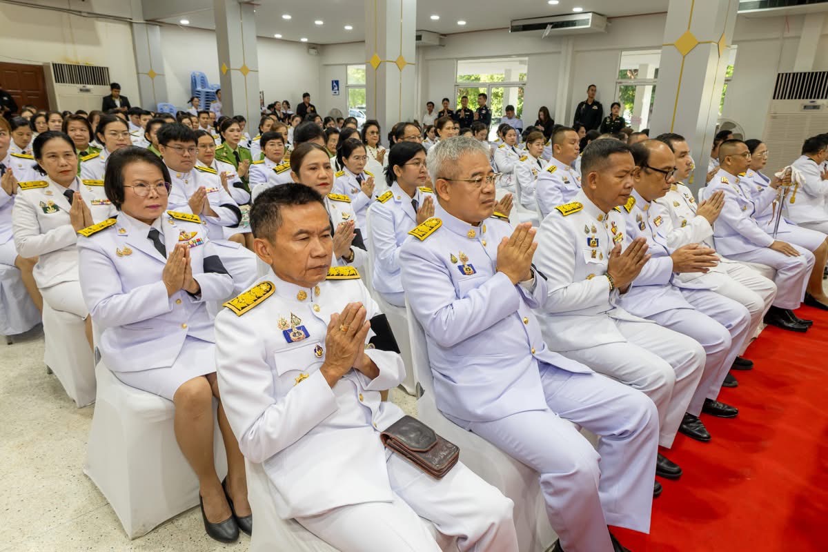 title - ส.ป.ก.พิษณุโลก ร่วมงานรัฐพิธีวันคล้ายวันสวรรคต รัชกาลที่ 8 น้อมรำลึกในพระมหากรุณาธิคุณอันหาที่สุดมิได้